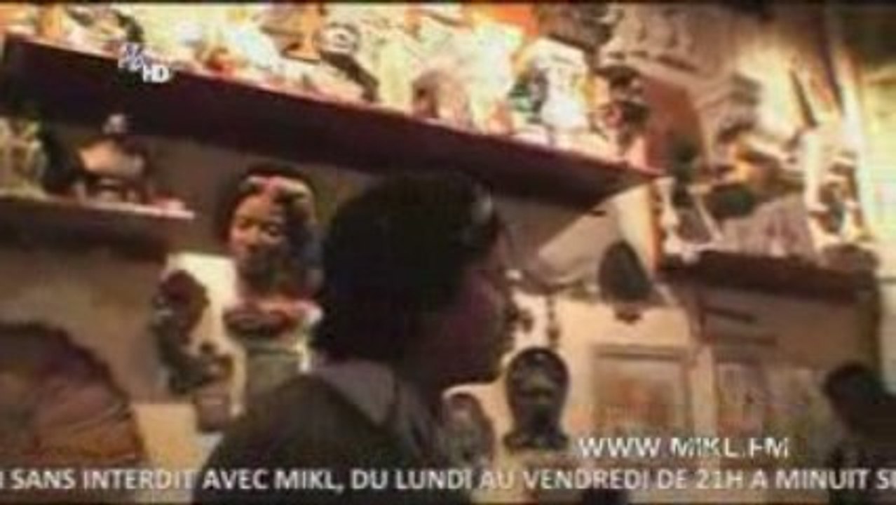 Si Crew - Toi + la Crise (parodie de toi+moi par LESI)