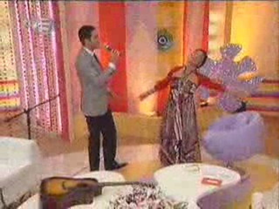 Keremcem - Akdeniz Akşamları (Canlı Performans)