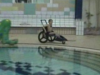 Fauteuil roulant Hippocampe: mer sable et piscine