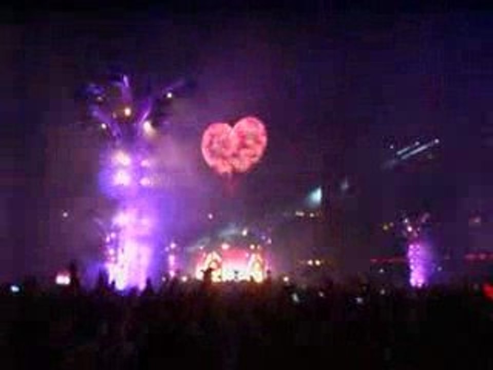 UNIGHTED 2009 - DAVID GUETTA "WHEN LOVE TAKES OVER" (2)