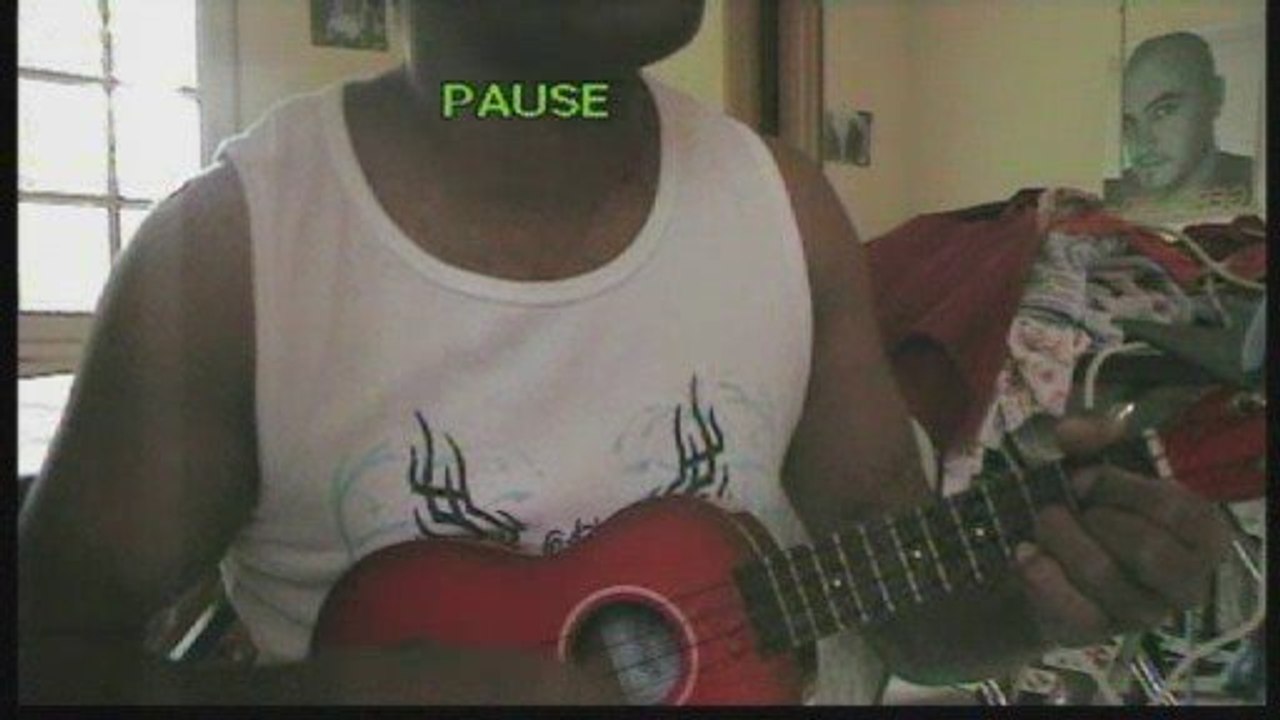 Vaille que vaille TAMOURE  ZOUK  fun ukulele de Courli