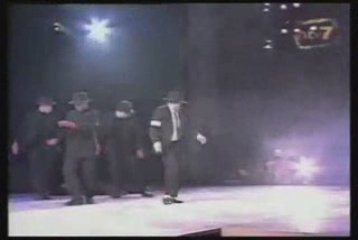 Download Video: Tribute : Michael Jackson Dangerous Live Kuala Lumpur 1996