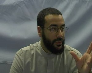 Les contradictions du musulman dans son identité par rapport à la dimension économique de sa personnalité