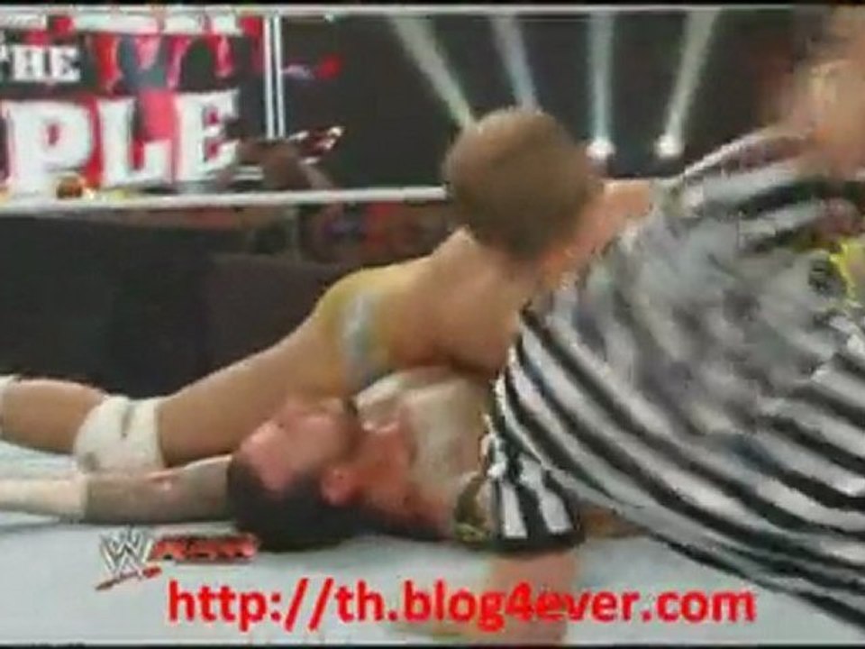 Catch Attack Raw 1/07/11 - Cm Punk VS Rey Mystério VS Alberto Del Rio