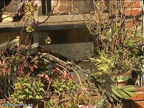 Un muerto y tres heridos en un incendio en un piso de Barcel