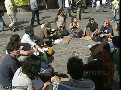 Acampados organizan pequeños comités en Sol para tomar decis
