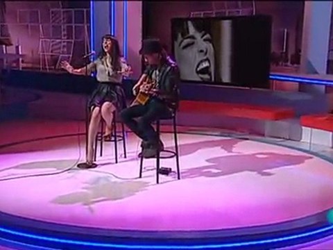 Ruth Lorenzo on Para todos la 2 singing Burn with Carlos Garcia