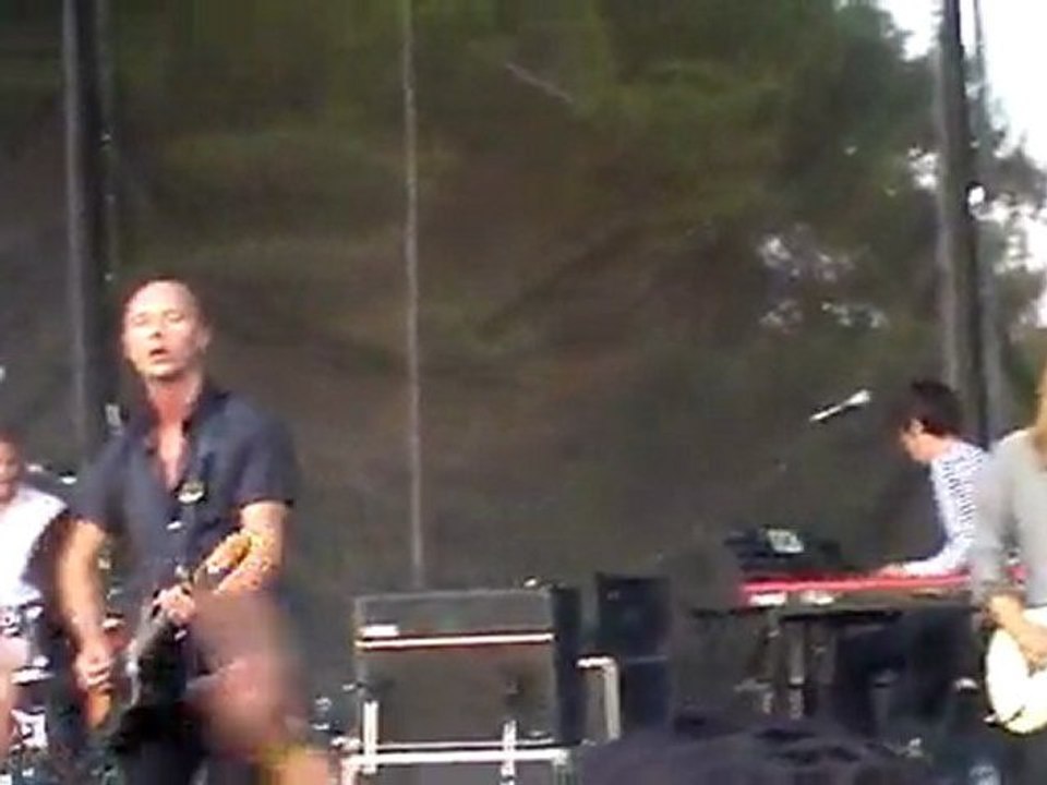 Sivert Høyem - What You Doin' With Him? @ Rockwave 2011