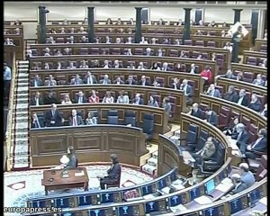 Rubalcaba 'canta' en el Congreso