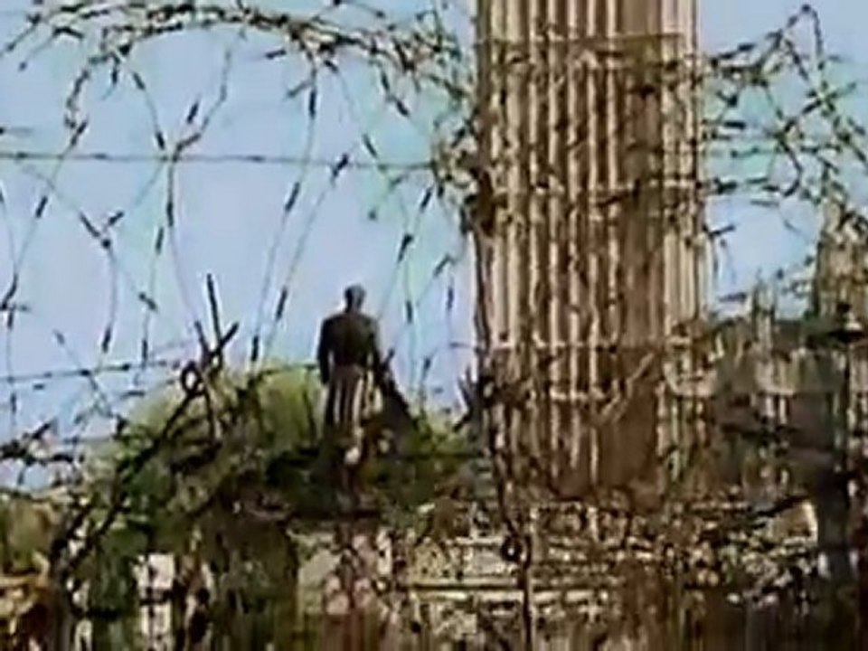 - La 2eme Guerre Mondial en couleur - Episode 02-01 - La guerre éclair2