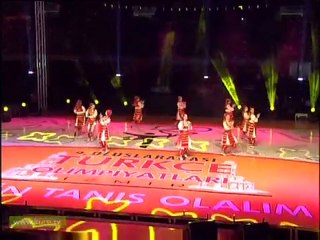 13 Kosova halk oyunları İzmir 9.Türkçe Olimpiyatları