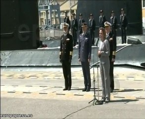 Visita de Chacón a la base de submarinos