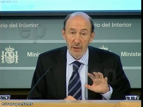 Rubalcaba: Bildu está en la estrategia de ETA