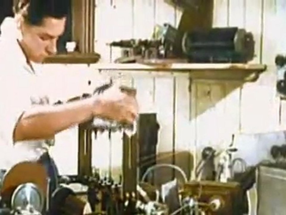 La 2eme Guerre Mondial en couleur - Episode 03-01 - La bataille d'Angleterre2