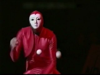 RUSLAN DMYTRUC-juggling-presents Art agency Valentino