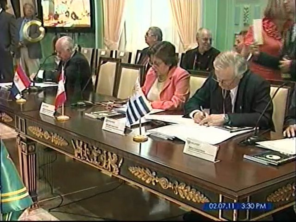 Soto Rojas en el Parlatino