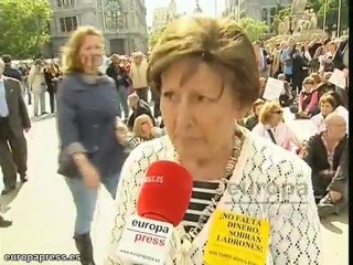 Afectados de Fórum y Afinsa cortan el tráfico