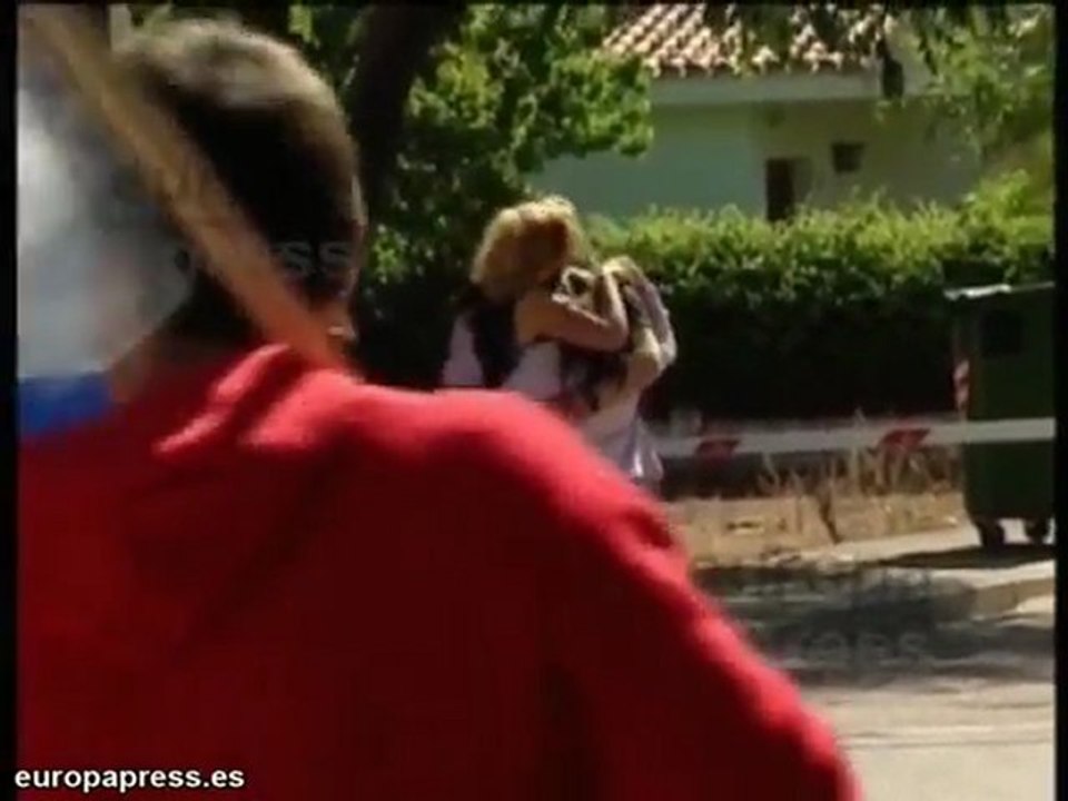 Etarra excarcelado enarbola la bandera de Bildu