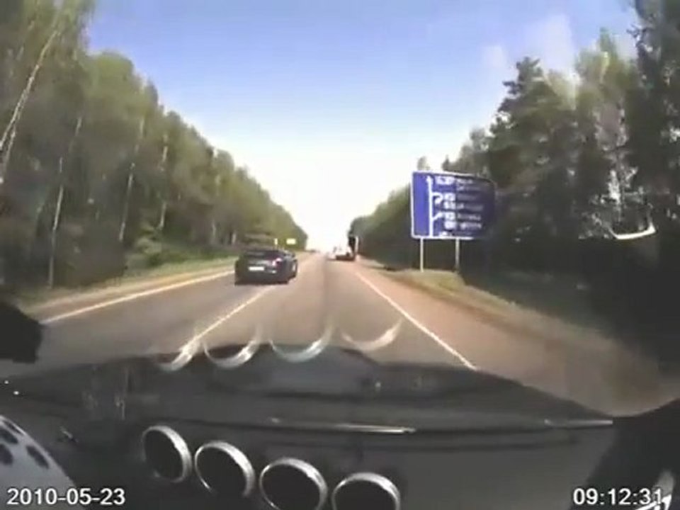 Porsche Panamera Turbo Crash