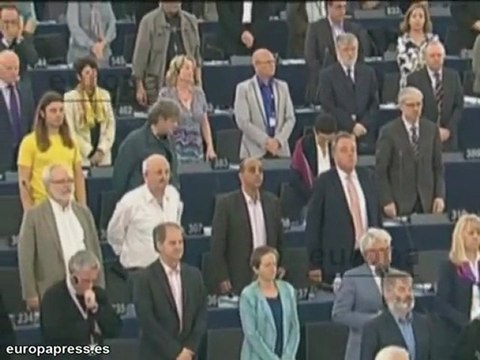 El Parlamento Europeo guarda un minuto de silencio