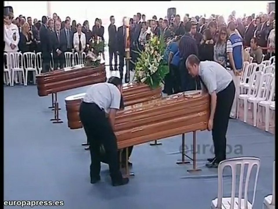 Los Príncipes de Asturias y autoridades llegan al Funeral