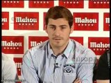 Villa y Casillas acallan los rumores de una mala relación