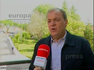 Monago critica a Vara por querer aferrarse "al sillón"