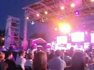 chantal goya a mis le feu hier à villefranche !!!!