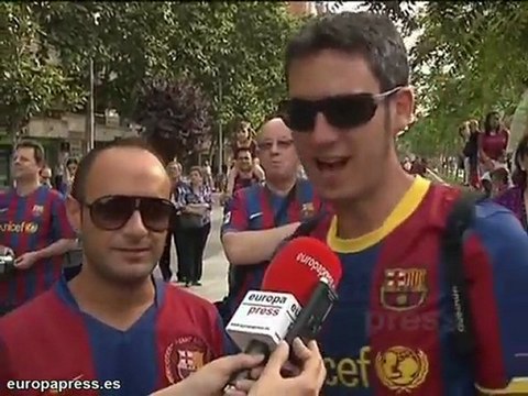 Barcelona recibe a sus ídolos del fútbol