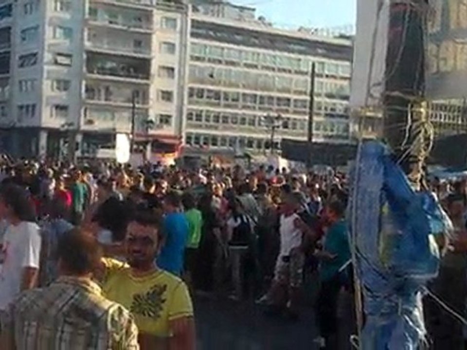 Αγανακτισμένοι στο Σύνταγμα 40η μέρα 2