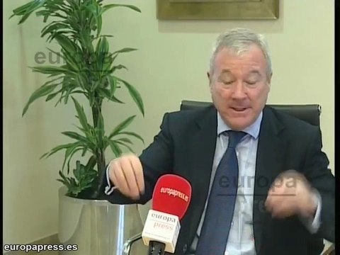Valcárcel asegura que el Gobierno asfixia a Murcia