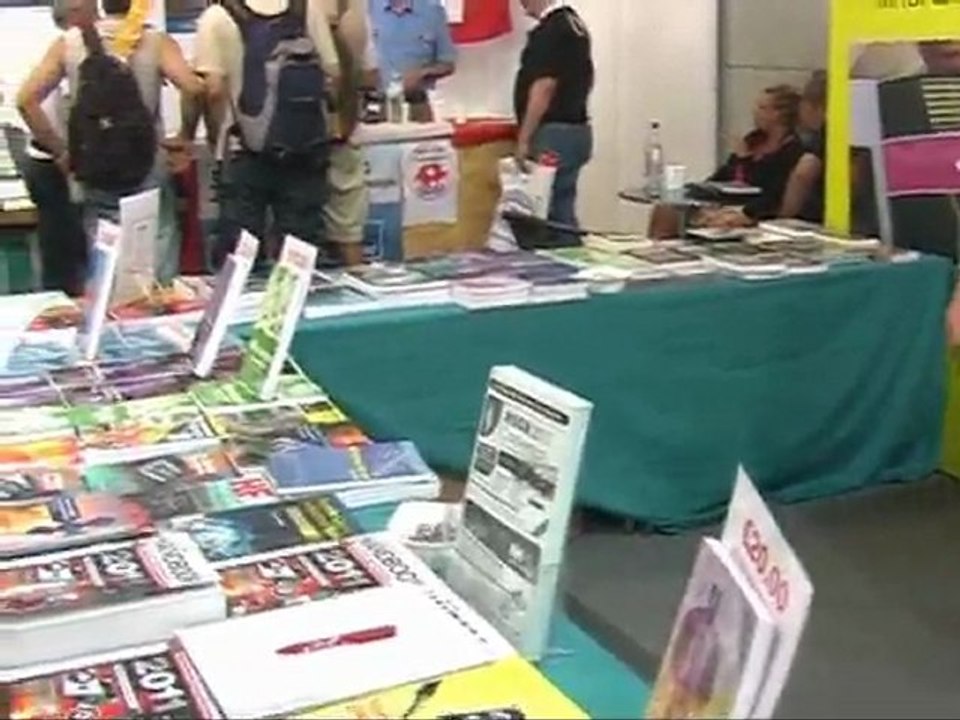 F6CDX Hamfest  de Friedrichshafen 2011  www.f6cdx.fr