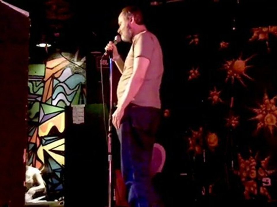 Chris Martin: free swirlies for everyone