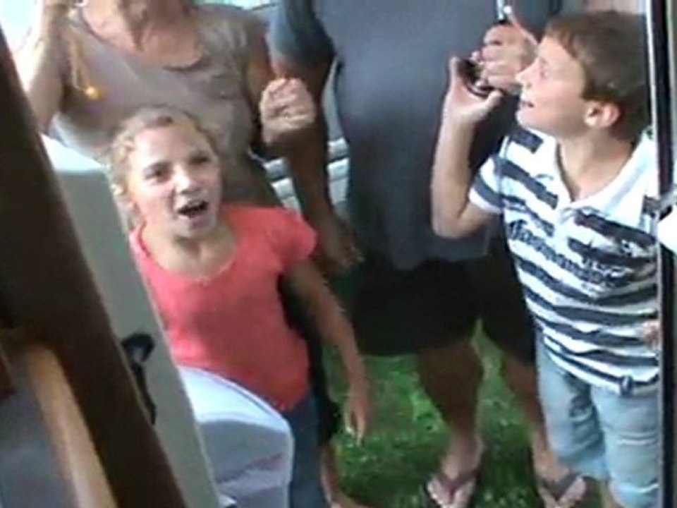 Nous vous présentons nos amis, l'esti d'famille Gossé