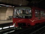 MPL85 : Arret à la station Vieux Lyon sur la ligne D du métro de Lyon