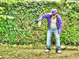 MODZII CREATION presents I'M A ROBOT (July 2011)