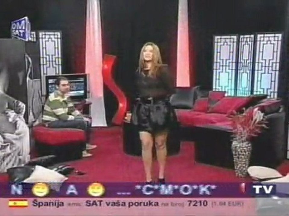 Ana Nikolic - Plakacete Zamnom Oboje (Maximalno Opusteno)