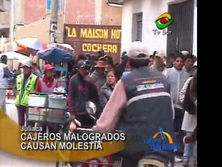 Cajeros malogrados del Banco de la Nacion causan molestias a usuarios en Juliaca