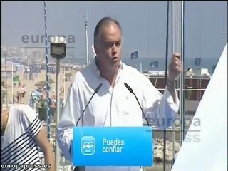 Pons: "Rubalcaba es Zapatero pero por lo oscuro"