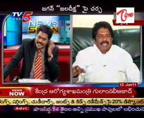 Congress leader  Sabham hari Talking to media in New Delhi