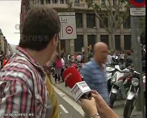 Miles de indignados recorren el centro de Barcelona