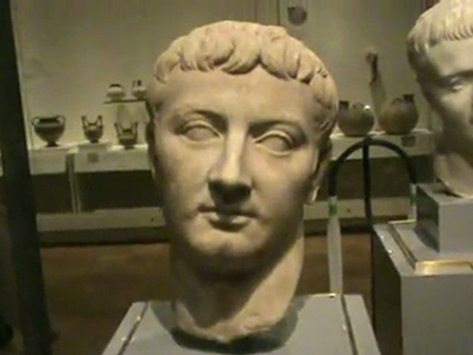 Tour At The Royal Ontario Museum Pt3