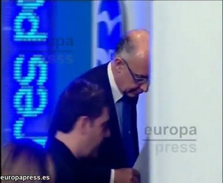 Salgado descarta que Gobierno suba los impuestos