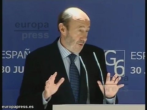 Rubalcaba a González: Que se ahorre los consejos