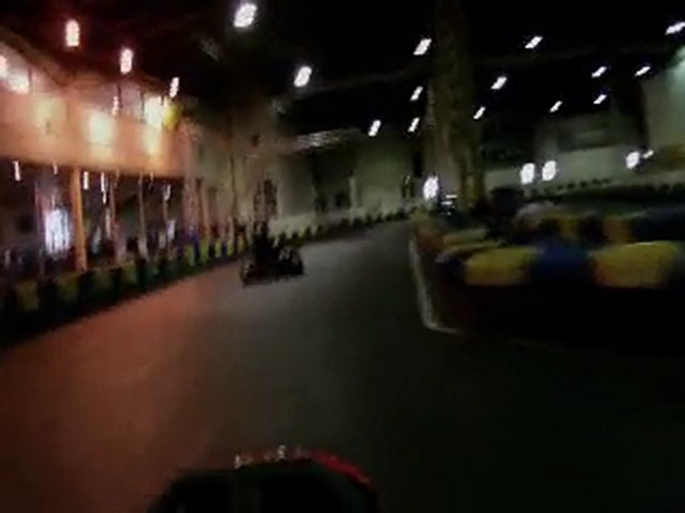 Karting au Paris kart Indoor à Wissous Stan53 et Max94