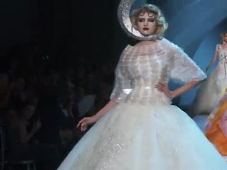 Une collection couture Dior éclectique, bien loin de Galliano