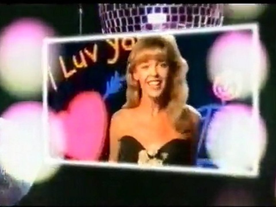 Kylie Minogue ultimate kylie advert