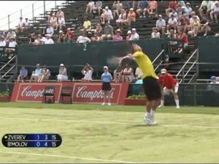 Newport - Bogomolov Jr passa in tre set