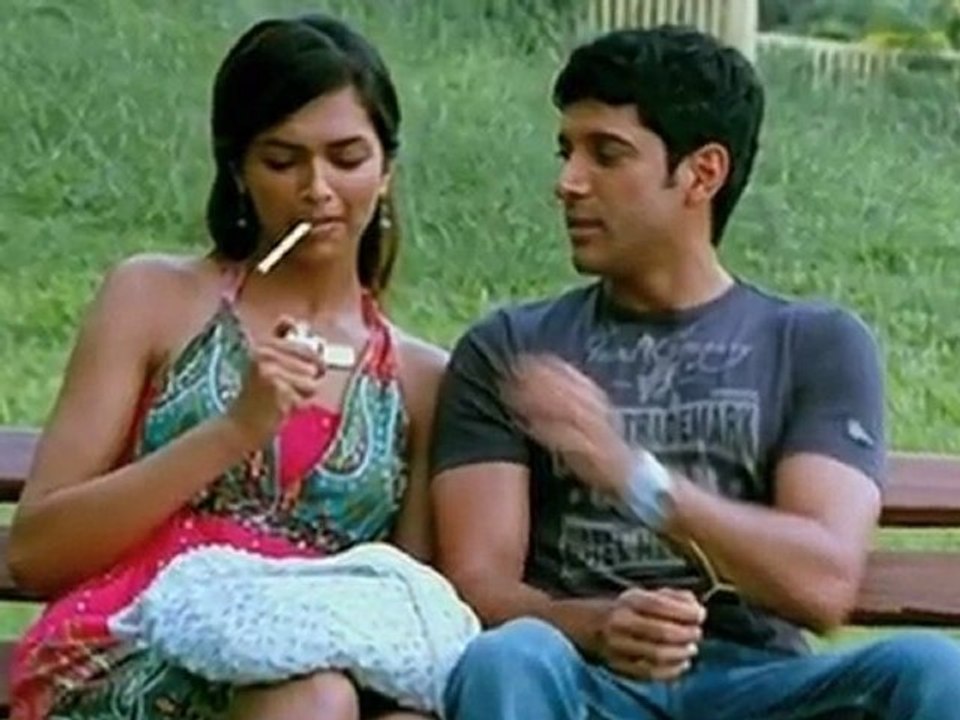 Hot Bollywood Actresses Who Smoked On-Screen! – Latest Bollywood News