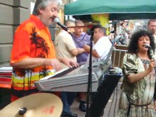 video de l'orchestre Maddox a la braderie a Andenne video 4